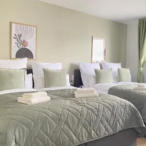 Apartment Comfortable 3 I 81 M2 I L Self-check-in I Wifi & Netflix Hannover